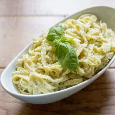 Minute Creamy Pesto Pasta: Quick Weeknight Dinner